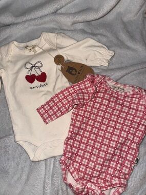 2-Piece set Mon Cheri Cream Baby Top with Red Heart Cherries